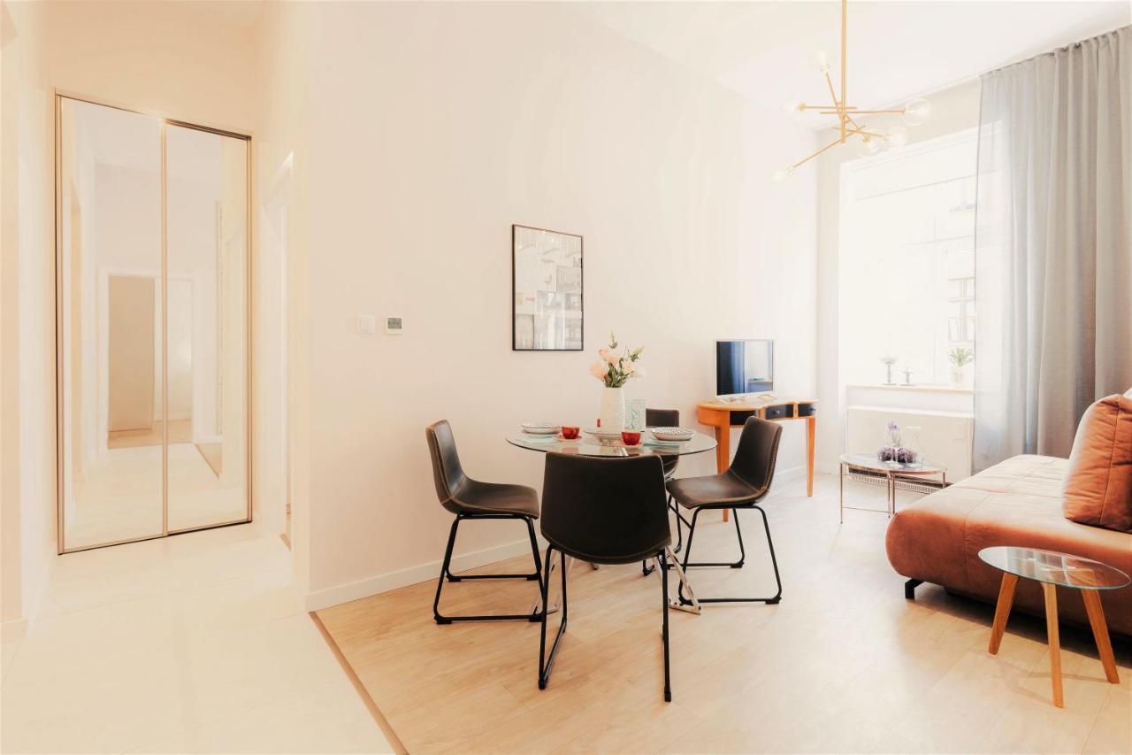 Delux Apartament Oldtown Kochanowskiego 30 คราคูฟ ภายนอก รูปภาพ